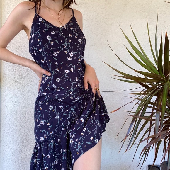 Floral Maxi Dress (crosslist on depop) - Picture 4 of 4